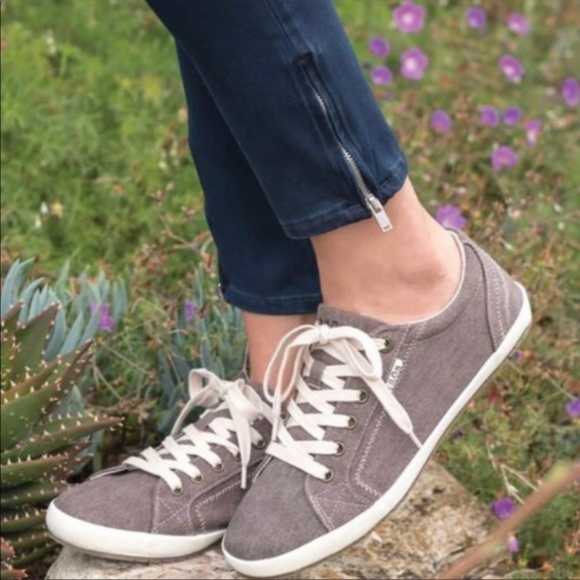 Taos tennis shoes on sale Clearance